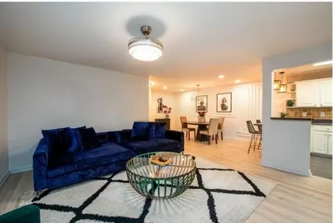 502 Brighton Pt #502, Sandy Springs, GA 30328