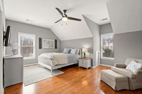 Bedroom - 4205 Berkeley View Dr, Berkeley Lake, GA 30096 photo 1 of 7