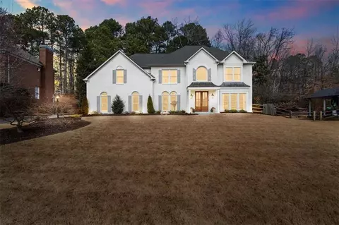 Exterior - 4205 Berkeley View Dr, Berkeley Lake, GA 30096 photo 16 of 19