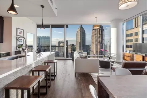 1080 Peachtree St NE #2902, Atlanta, GA 30309