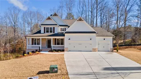 4391 Capstone Ct, Roswell, GA 30075