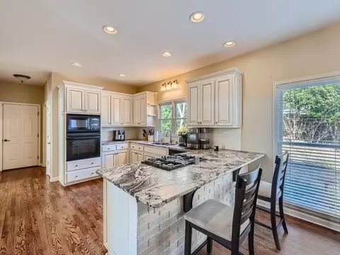 520 Waterside Ct, Canton, GA 30114 photo 9