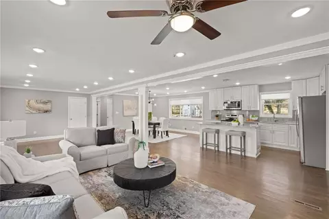 3064 Bryant Ln, Marietta, GA 30066