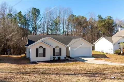1623 Amelia Ct, Hampton, GA 30228