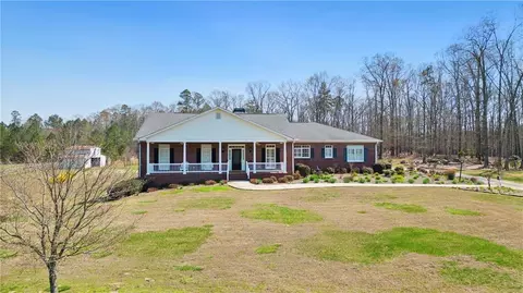 118 Holloway Rd NW, Adairsville, GA 30103