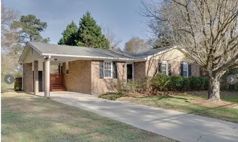 2850 Mobley Dr, Dacula, GA 30019