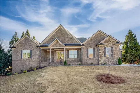 2633 Alcovy Club Dr, Dacula, GA 30019