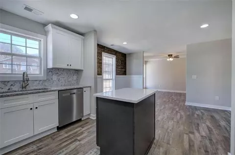 Kitchen - 22 School St NE, Rydal, GA 30171 photo 6 of 8