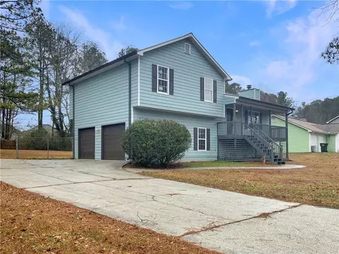 176 Johnstons Dr, Dallas, GA 30157