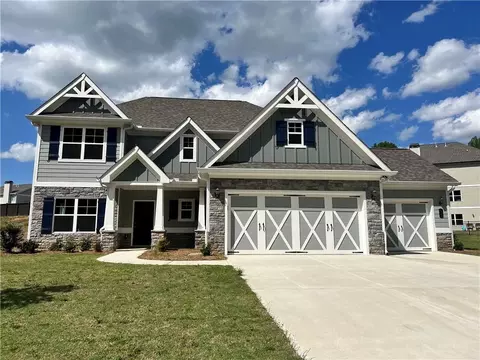 686 Rocky Springs Dr, Jefferson, GA 30549