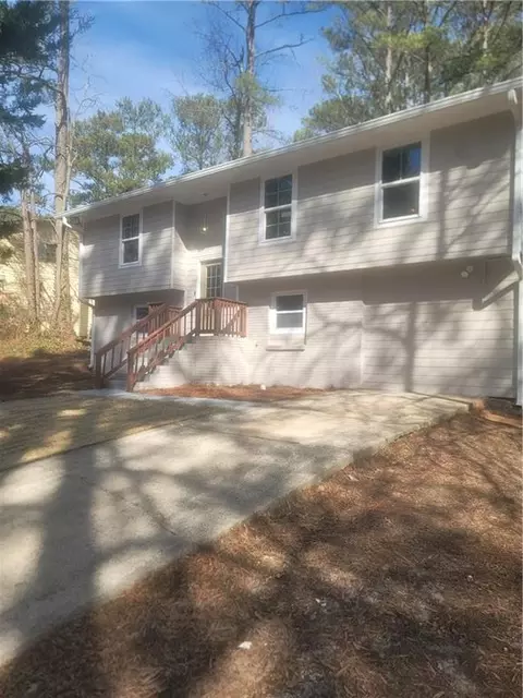 7250 Connell Rd, Fairburn, GA 30213 photo 1
