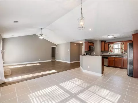 60 Watson Dr, Hull, GA 30646 photo 7
