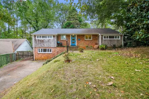 624 Forrest Ave, Griffin, GA 30224