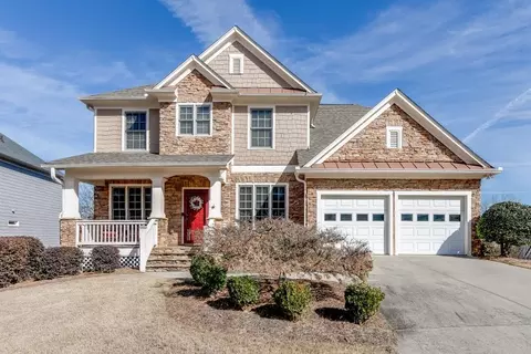 7944 Benchmark Dr, Flowery Branch, GA 30542