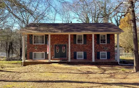 3643 Eagle Woods Cir, Lithonia, GA 30038