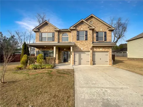 565 Dahlia Dr, Jonesboro, GA 30238