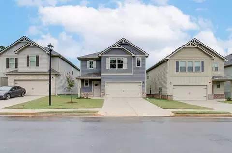 11601 Winston Dr, Hampton, GA 30228