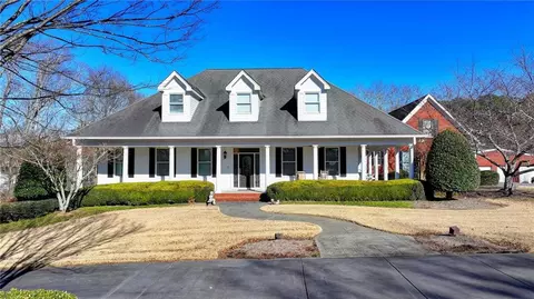 1450 Knight Cir, Loganville, GA 30052