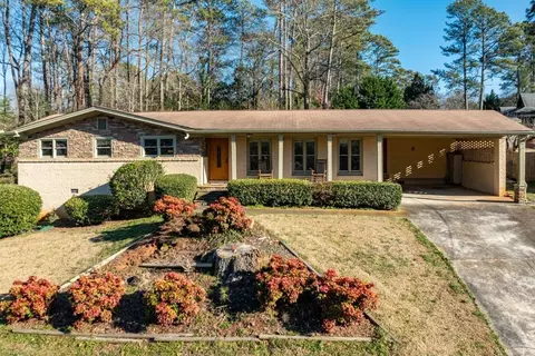 2743 Stonesmith Ct, Tucker, GA 30084