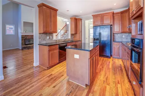 9151 Golfview Cir, Covington, GA 30014 photo 13