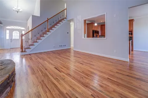 9151 Golfview Cir, Covington, GA 30014 photo 10