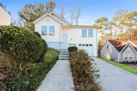 3163 W Point Cir, Douglasville, GA 30135