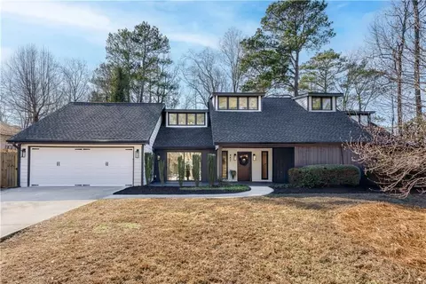487 Greystone Trce, Marietta, GA 30068