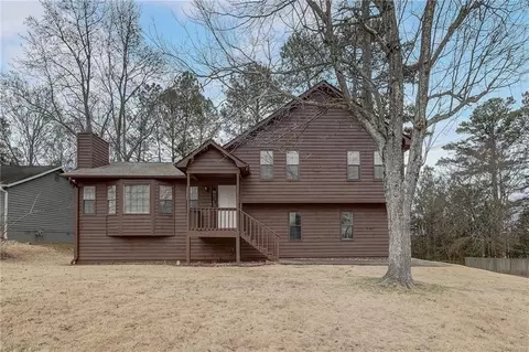 1707 Eric Cir, Lawrenceville, GA 30043