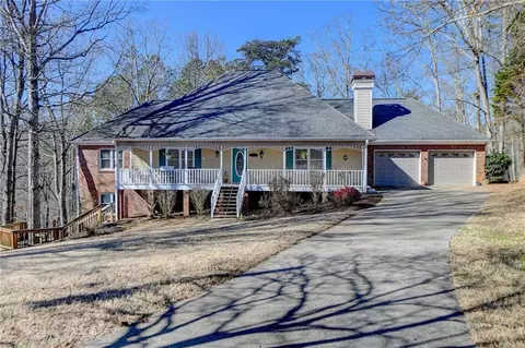 2800 Cambridge Hills Rd, Cumming, GA 30041