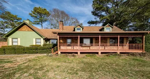 3965 Rosebud Rd, Loganville, GA 30052