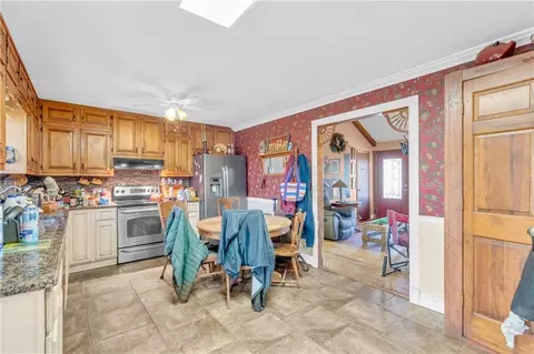 Dining - 3398 Fork Rd, Gainesville, GA 30506 photo 1 of 3