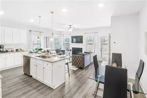 11746 Chatham Dr, Hampton, GA 30228 photo 4