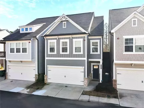 377 Hayden Cir, Woodstock, GA 30189
