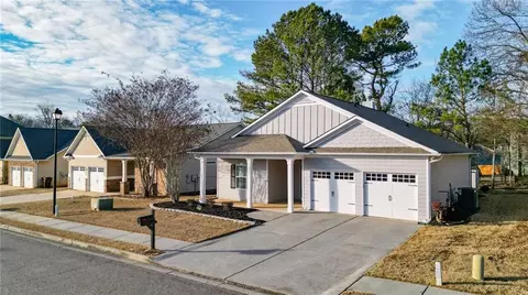 73 Mercer Ln, Cartersville, GA 30120