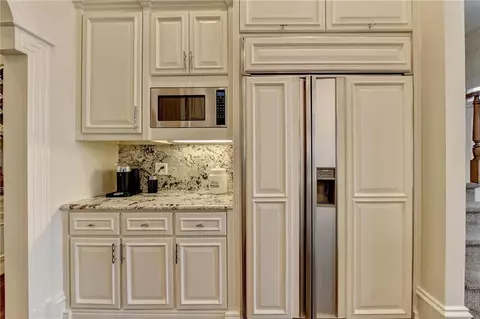Kitchen - 8225 Royal Troon Dr, Duluth, GA 30097 photo 5 of 8