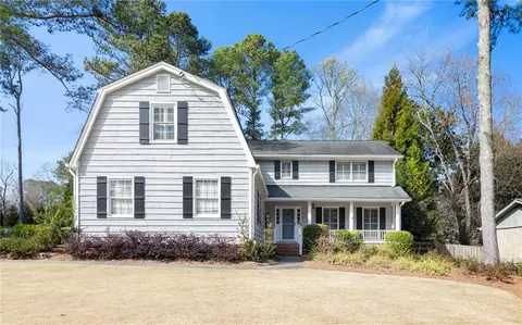 4634 Dellrose Dr, Dunwoody, GA 30338