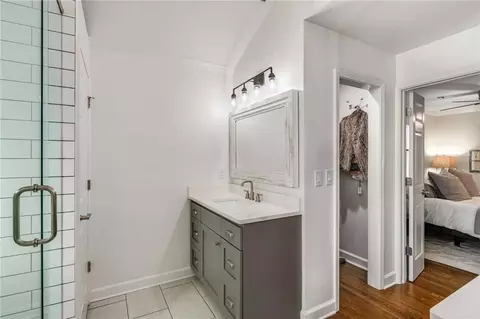 Bath - 2970 Surrey Ln, Chamblee, GA 30341 photo 3 of 5