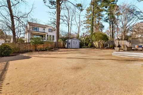 View/Area - 2970 Surrey Ln, Chamblee, GA 30341 photo 1 of 1