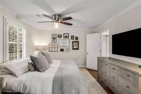 Bedroom - 2970 Surrey Ln, Chamblee, GA 30341 photo 2 of 6