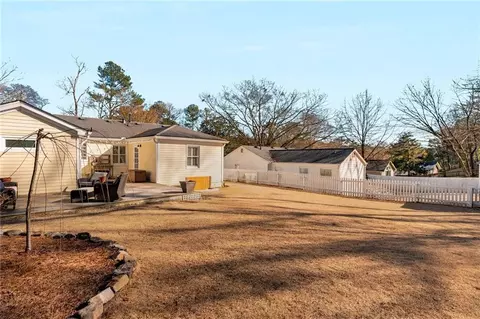 Exterior - 2970 Surrey Ln, Chamblee, GA 30341 photo 10 of 10