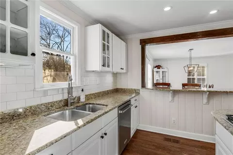 Kitchen - 2970 Surrey Ln, Chamblee, GA 30341 photo 3 of 6