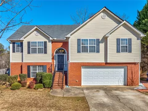 380 Grovehurst Cv, Lawrenceville, GA 30045