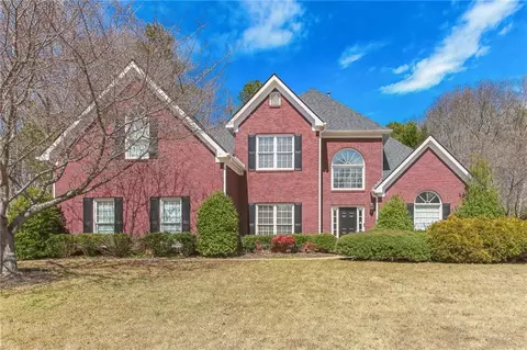 542 Star Flower Ln, Sugar Hill, GA 30518