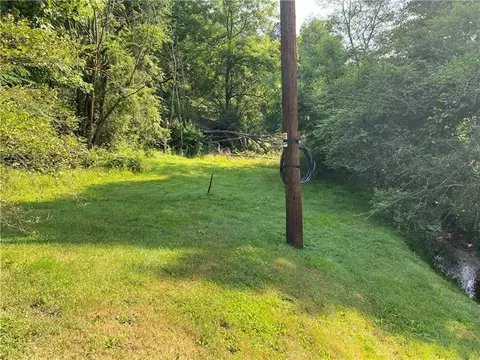 26 Old Hollow Rd, Blue Ridge, GA 30513