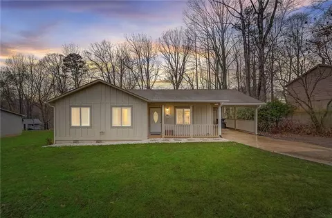 4454 Union Church Rd, Flowery Branch, GA 30542