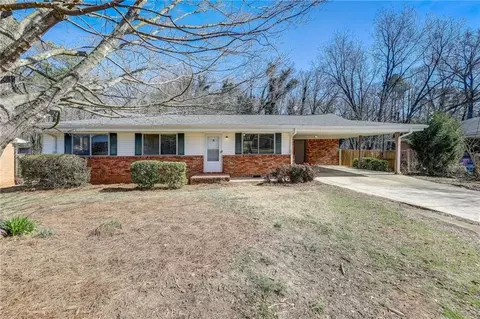 6388 Katie Ln, Morrow, GA 30260