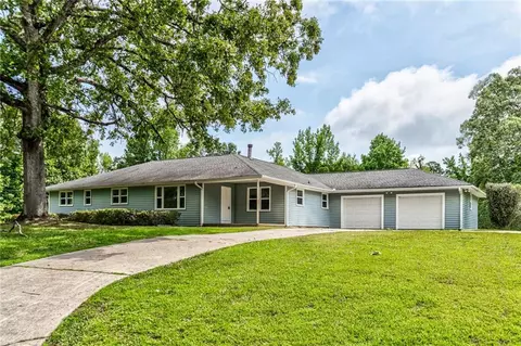 645 Clyde Cole Rd, Dallas, GA 30157