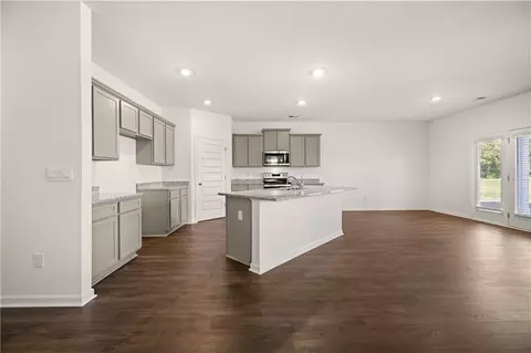 Kitchen - 744 Ralph Still Rd, Dacula, GA 30019 photo 1 of 5