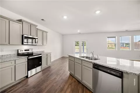 Kitchen - 744 Ralph Still Rd, Dacula, GA 30019 photo 4 of 5