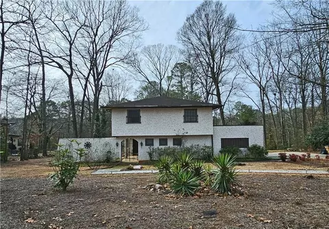 7997 Fisher Dr, Jonesboro, GA 30236
